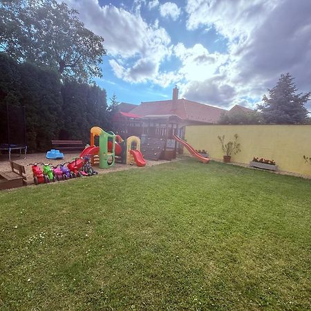 Zam-Zem Holiday Apartman Hajdúszoboszló Buitenkant foto